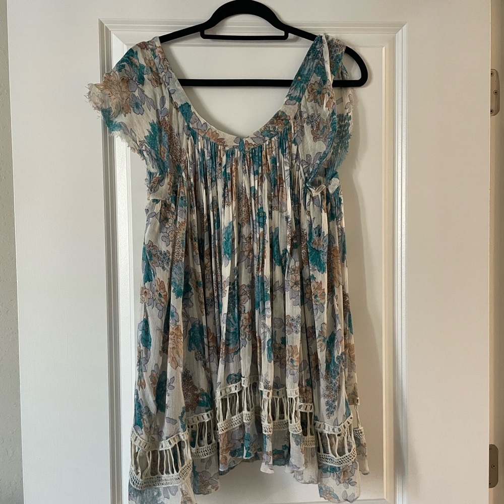 Free People Floral Top with Lace Detail | XSMALL